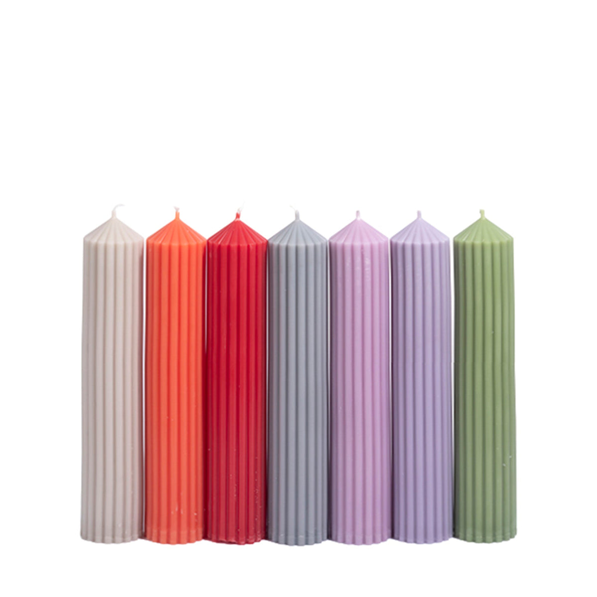 Conjunto de sete velas do modelo Gomos altas, SLOW, de vários aromas e cores. Velas artesanais, vertidas à mão.